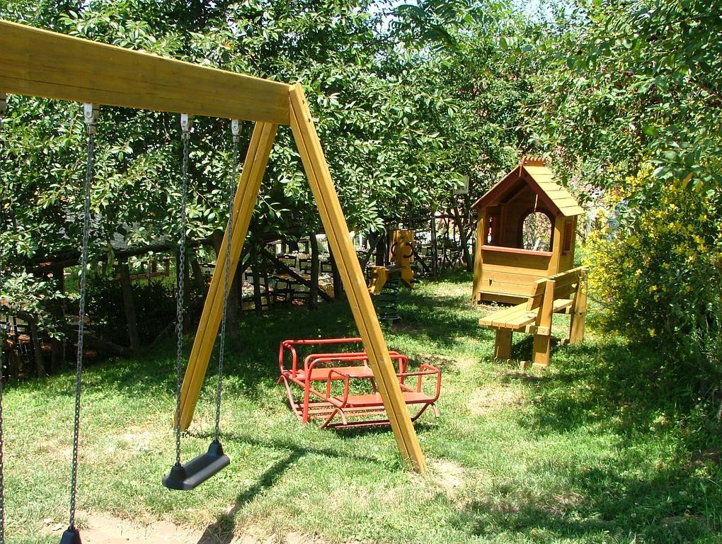 Вилла Agriturismo La Ginestra Вико-Экуенсе Экстерьер фото